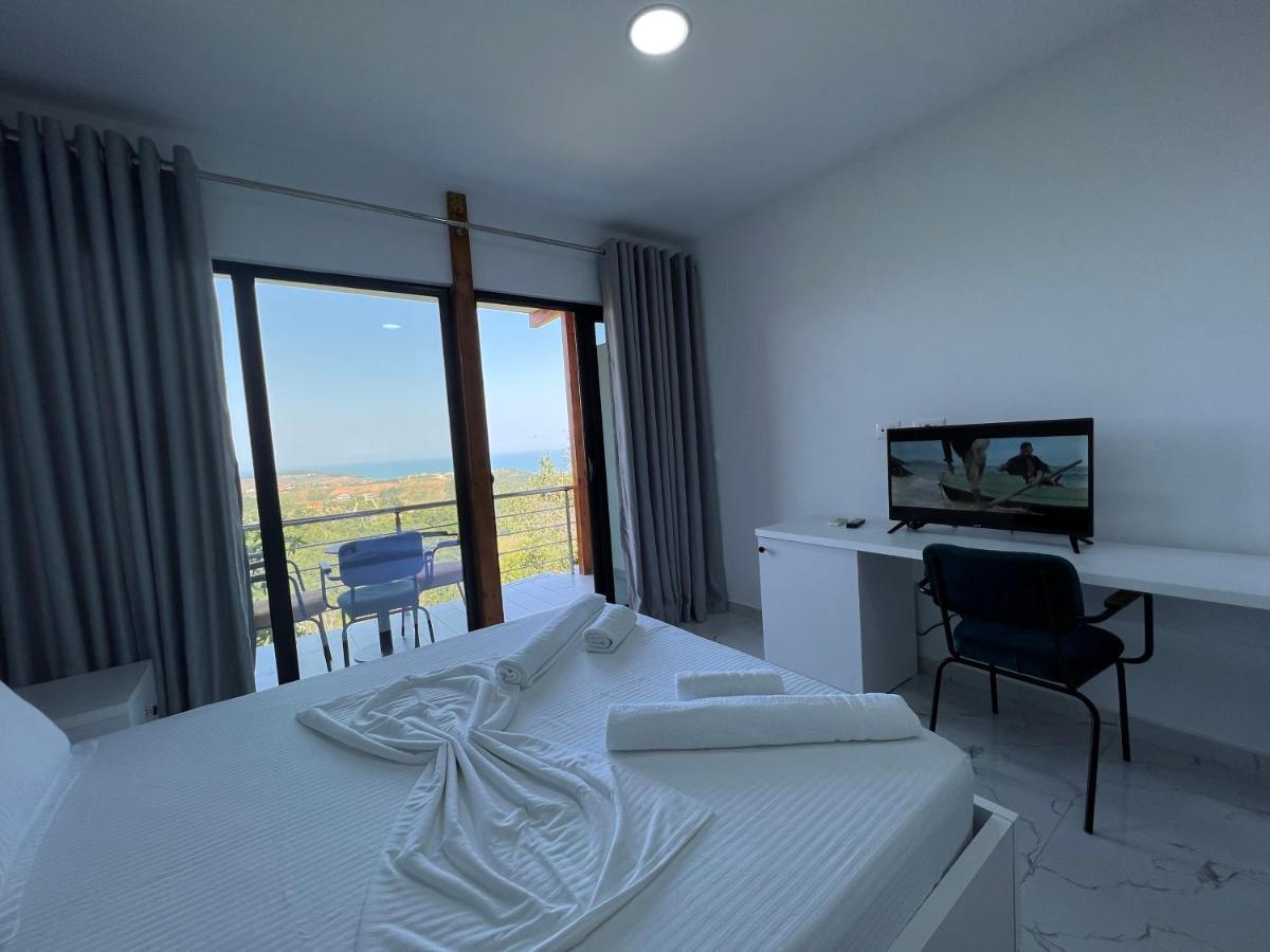 Restorant Hotel Xheni ดราช ภายนอก รูปภาพ