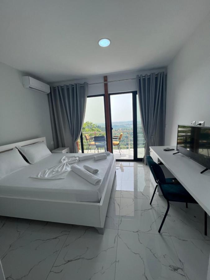 Restorant Hotel Xheni ดราช ภายนอก รูปภาพ